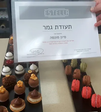 סדנאות אפייה מקצועיות בהדרכת קונדיטורית ושוקולטיירית מקצועית